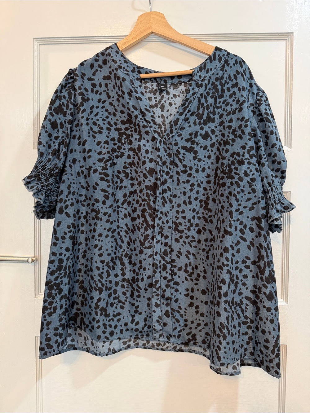 SHEIN Blue & Black Speckled V-Neck Puff-Sleeve Blouse